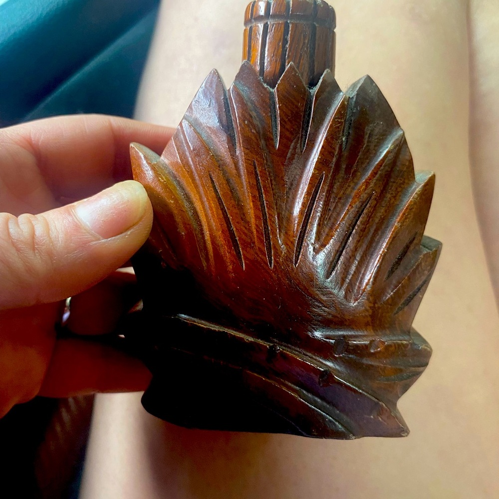 John Oya Hand Carved Perfume Holder